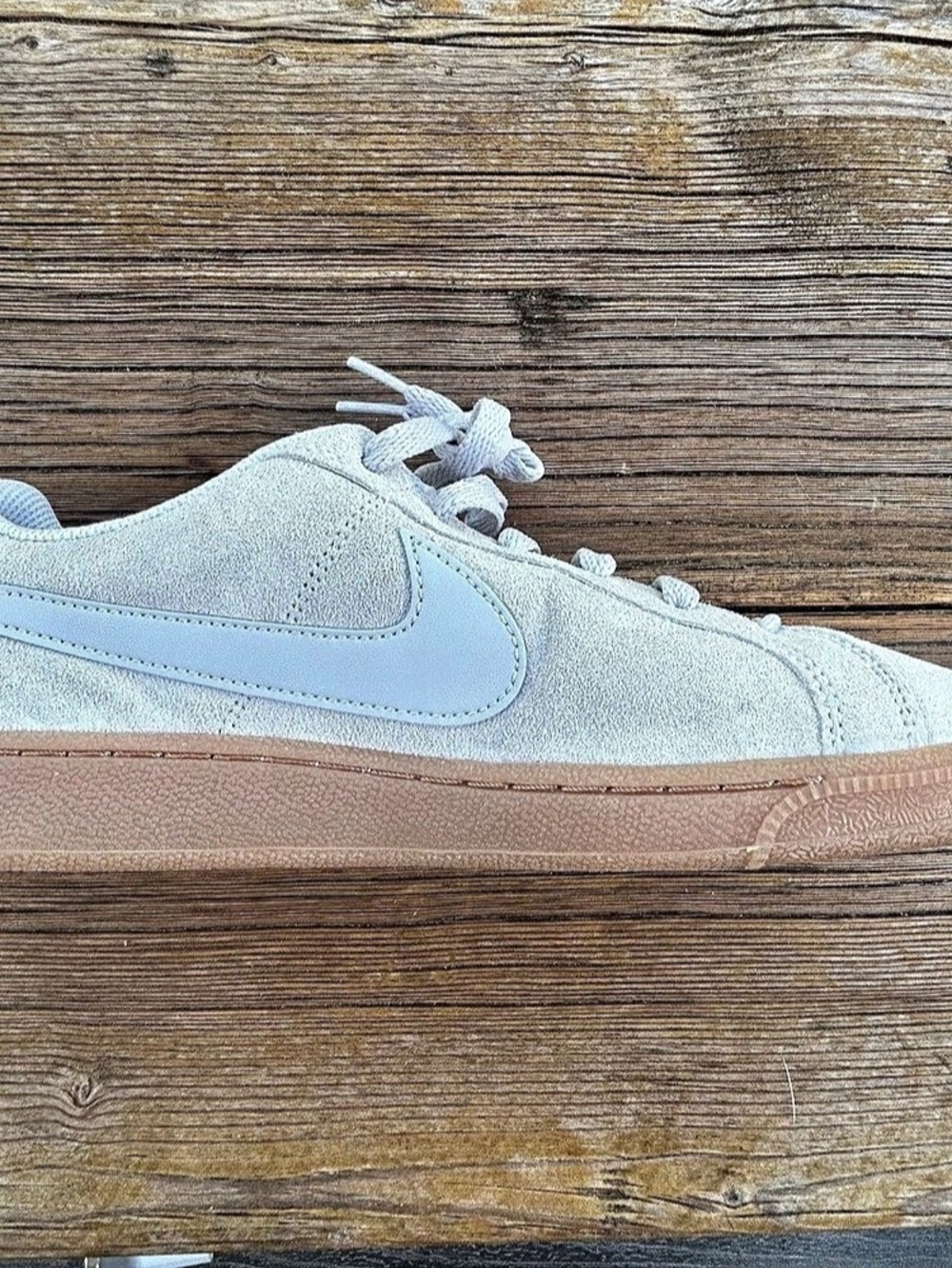 Nike Court Royale Women’s Suede Sneakers US 9.5 New